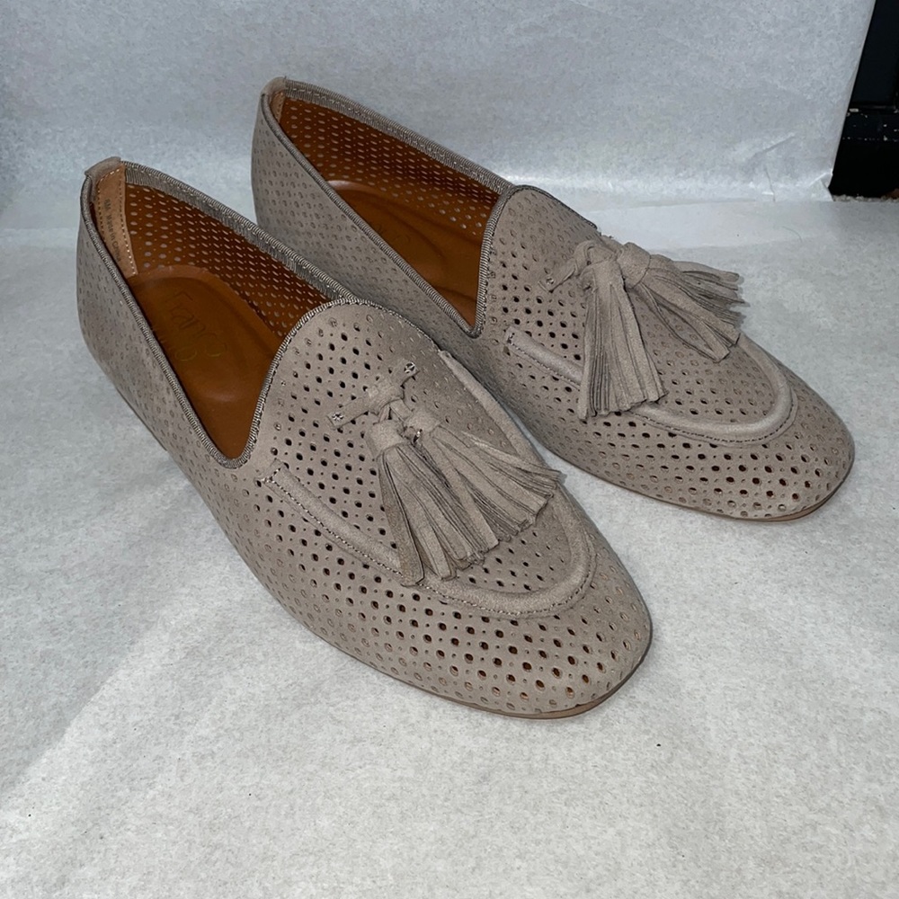 Franco Sarto Perforated Loafer Flats Tassel Taupe Size 8